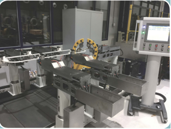 ZCN090B-X（1550、2500）跑道式線圈數(shù)控包帶機(jī)（機(jī)械爪結(jié)構(gòu)）