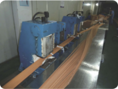 ZCN077-2、3、4米 汽發(fā)、水發(fā)線圈變位雙頭壓型機(jī)