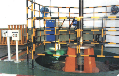 ZCN078-（300、500、800、1000）噸 定子鐵芯下拉式套缸油壓機(jī)成套設(shè)備